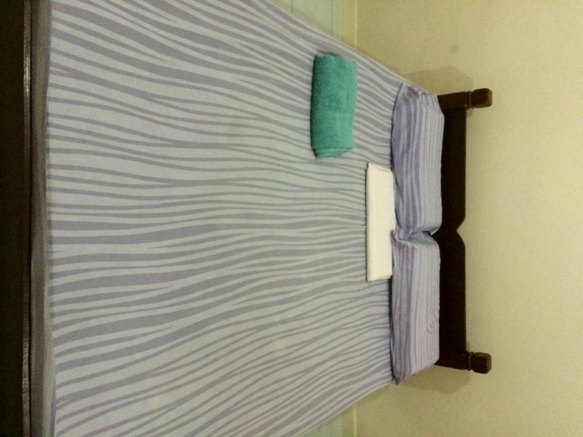 Luzmin Bh - Cottages And Bungalows Oslob Kamer foto